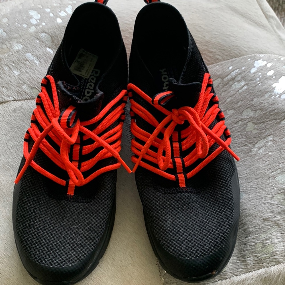 Reebok w/Astro cruise footbed